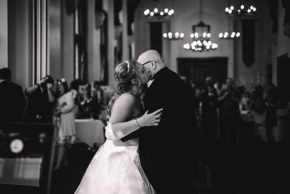 MILES VICTORIA DOCUMENTARY WEDDING PHOTOGRAPHY WORCESTER STANBROOK ABBEY 115 MILES VICTORIA DOCUMENTARY WEDDING PHOTOGRAPHY WORCESTER STANBROOK ABBEY 115